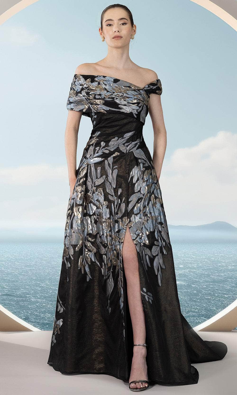 JANIQUE 251019 Dress - FOSTANI.com