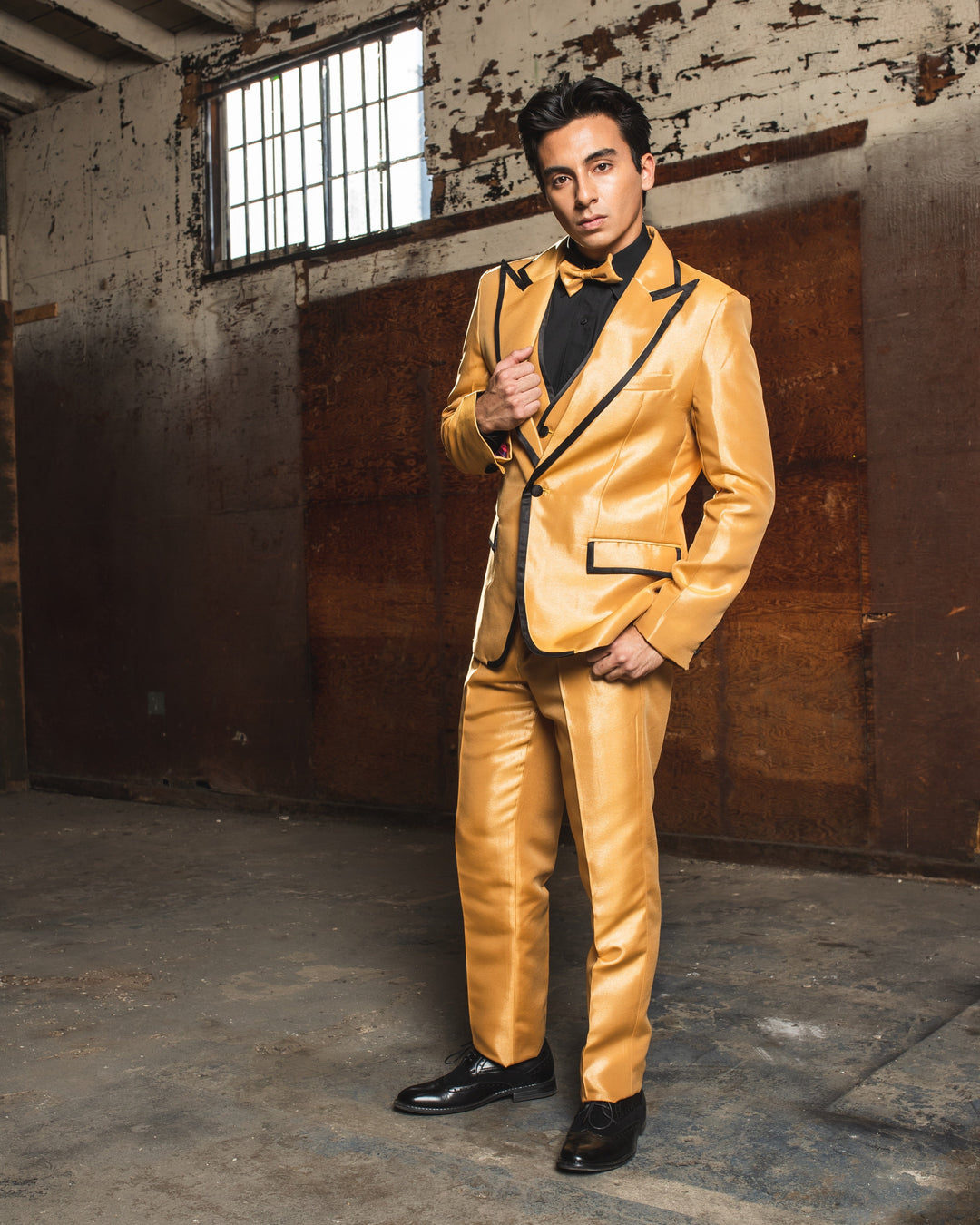 Peanut Butter Collection Johnny B- Gold suit - FOSTANI