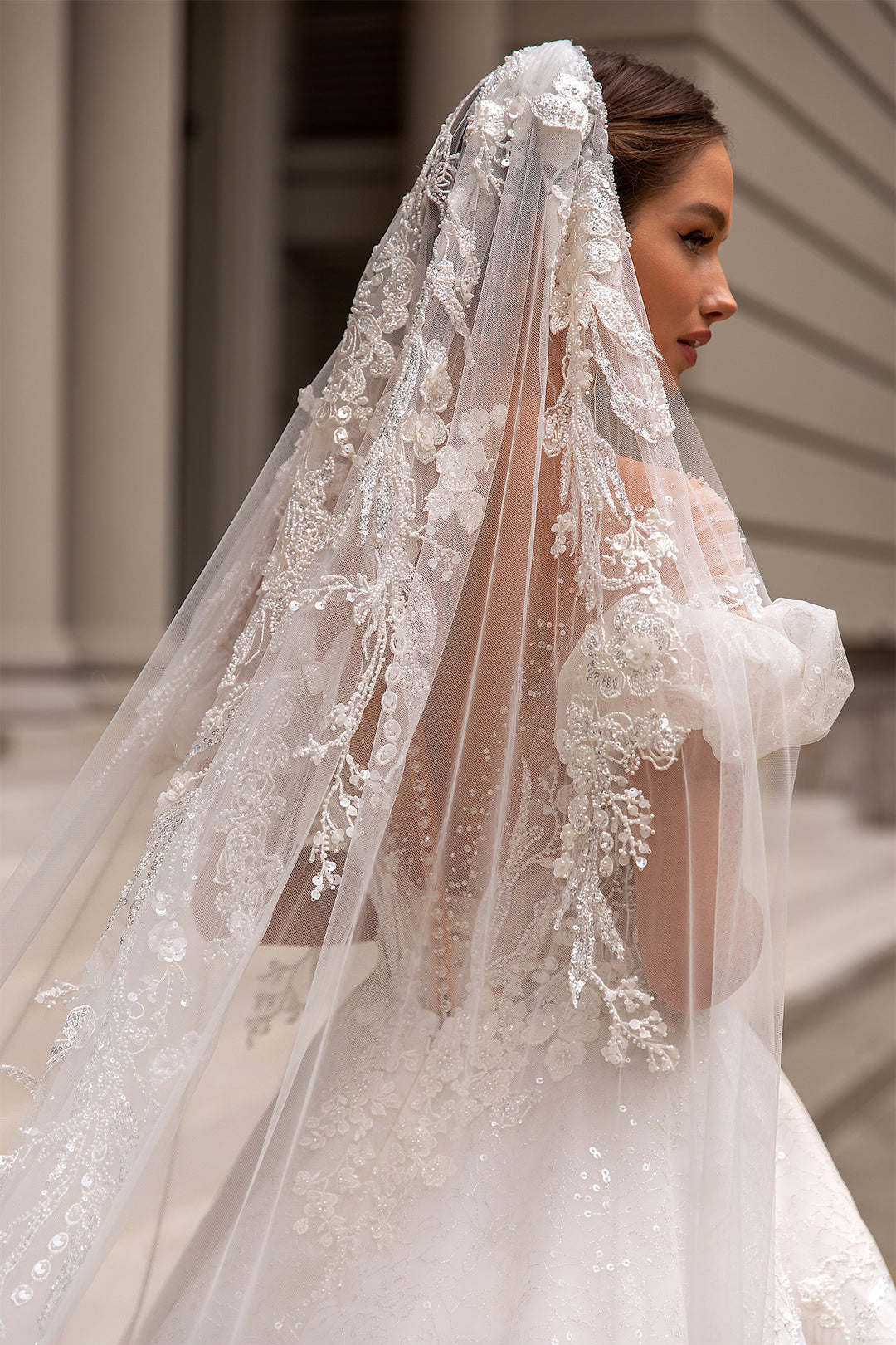 Maria Anette 5320 with Veil - FOSTANI