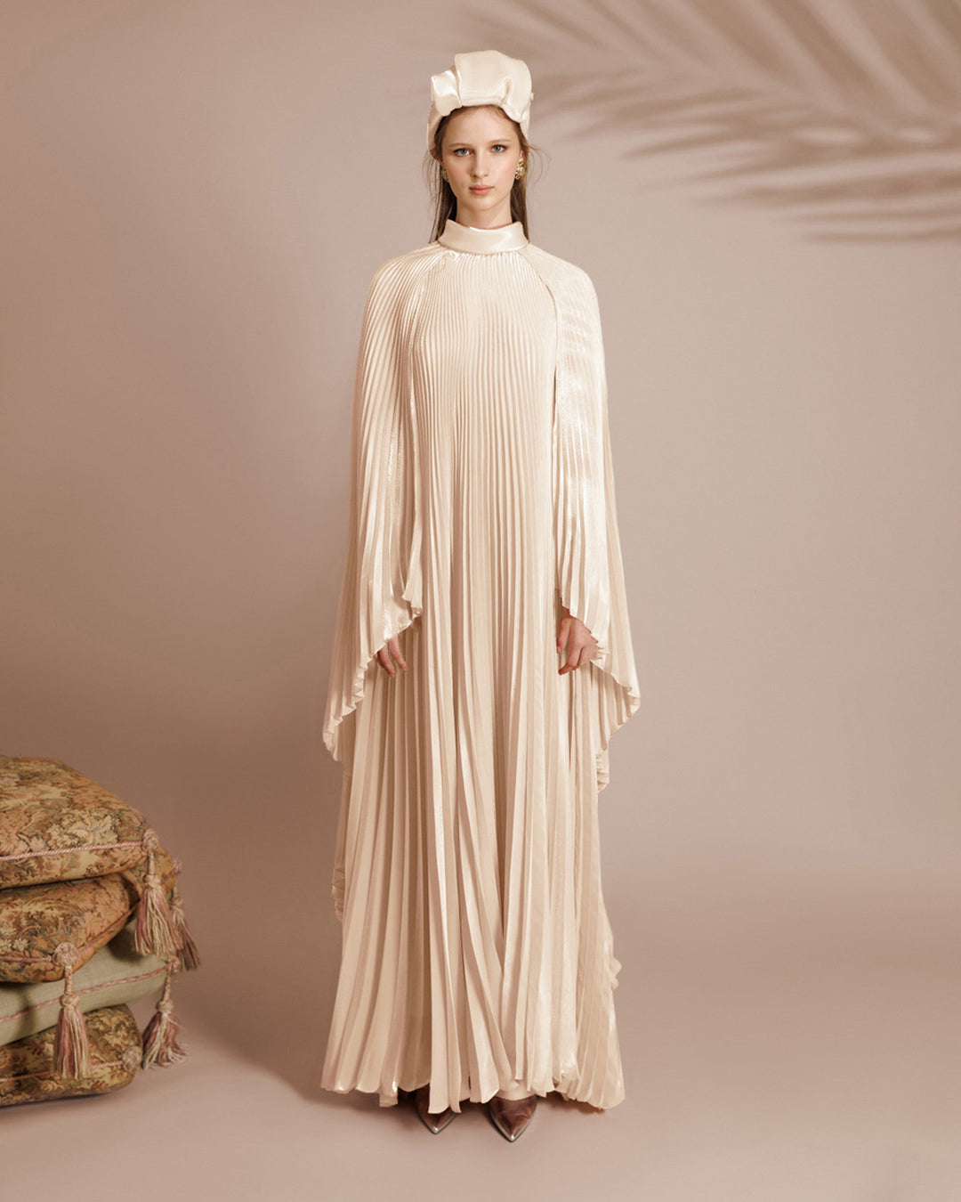 Cape-Like Sleeves Ivory Dress - FOSTANI